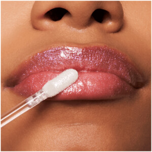 essence Meta Glow Multi-Reflective Lipgloss 01 Cyber Space - 3.09 euro
