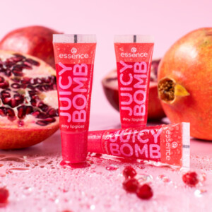 2x essence Juicy Bomb Shiny Lipgloss 104 Poppin' Pomegranate - 2.21 euro