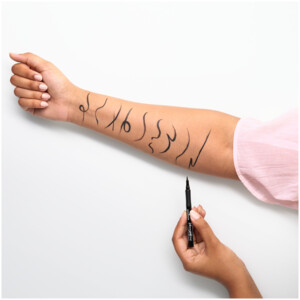 essence essence 24ever ink liner 01 01 Intense Black - 3.89 euro