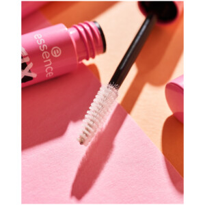 essence Fix It Like a Boss Transparent Brow Fixing Gel - 2.89 euro