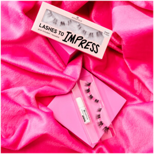 essence Lashes To Impress 08 Pre-Cut Lashes - 2.95 euro