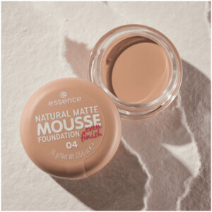essence Natural Matte Mousse Foundation  04 - 3.75 euro