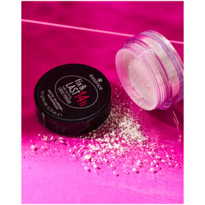 3x essence Fix & Last 14h Make-Up Fixing Loose Powder - 11.39 euro