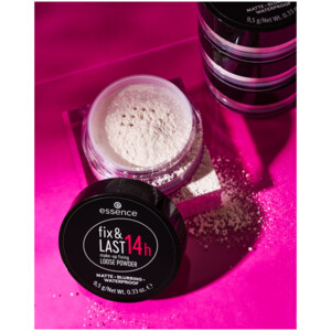 3x essence Fix & Last 14h Make-Up Fixing Loose Powder - 11.39 euro