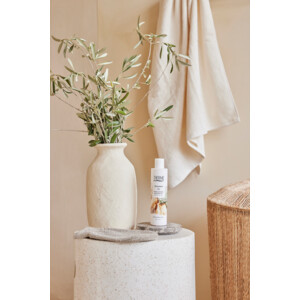 Therme Moisturising Shower Oil Hammam - 9.99 euro