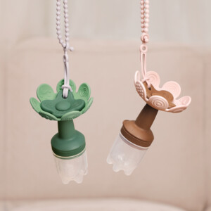 Haakaa Flower Fresh Food Feeder Fruitspeen Pea green - 19.99 euro