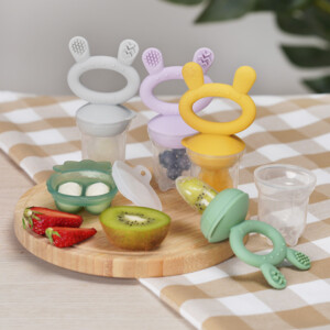Haakaa Fresh Food Feeder Fruitspeen Sky blue - 19.99 euro