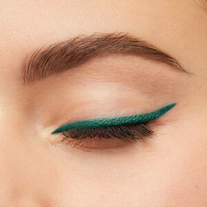 Bourjois Contour Clubbing Waterproof Oogpotlood Loving Green 50 - 9.89 euro