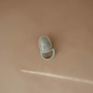 Mushie Fresh Food Feeder Cambridge Blue - 15.05 euro