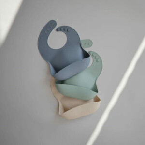Mushie Slabbetje met Opvangbakje Shifting Sand - 13.55 euro