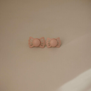 Frigg Fopspeen Lucky maat 2 6-18 mnd Cream Blush - 10.25 euro