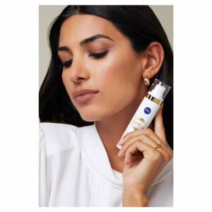 NIVEA Cellular Luminous Anti-Pigment Dagcrème SPF50 - 42.99 euro