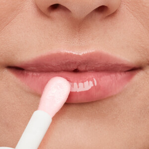 Bourjois Healthy Mix Clean S.O.S Lip Oil 01 Douceur de Rose - 15.69 euro