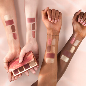 Catrice Cozy Glow Eye & Cheek Palette - 8.79 euro