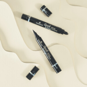 essence Quick Wing! Stamp Eyeliner 01 Black Waterproof - 3.79 euro