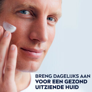 NIVEA Men Gezichtscrème Sensitive - 17.99 euro