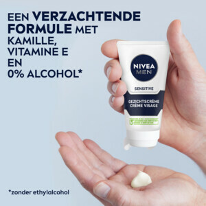 NIVEA Men Gezichtscrème Sensitive - 17.99 euro