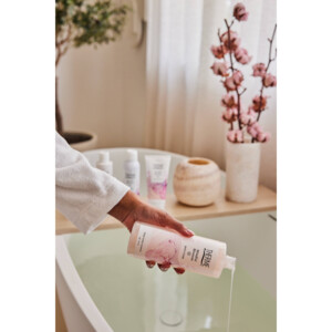 3x Therme Bath Foam Mindful Blossom - 24.56 euro