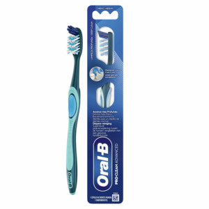 12x Oral-B Tandenborstel Pro-Clean - 32.33 euro