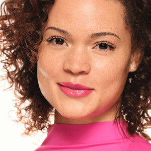 essence Glossy Glaze High Shine Lipstick 03 Pink Things Up - 3.05 euro