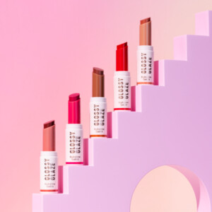 essence Glossy Glaze High Shine Lipstick 03 Pink Things Up - 2.95 euro