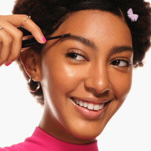 essence Make Me Brow Eyebrow Gel Mascara 07 Dark Browny Brows - 2.79 euro