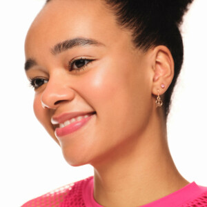 essence Baby Got Diamond Highlighter Stick - 2.99 euro