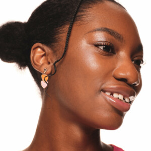 essence Baby Got Diamond Highlighter Stick - 2.99 euro