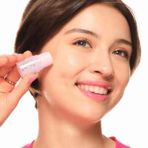 essence Baby Got Glaze Balm Stick - 3.39 euro