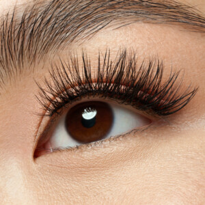 essence What The Fake! False Lashes 02 Dramatic Curl - 2.79 euro