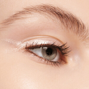 essence Eye Sparkle! Liquid Liner 01 Sparkling Lights - 2.95 euro