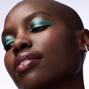 Catrice Space Glam Chrome Eyeshadow 060 Galactic Glow - 3.85 euro