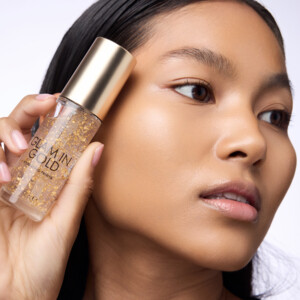 Catrice Glam In Gold Hydrating Primer 010 Oh My Goldness - 6.29 euro