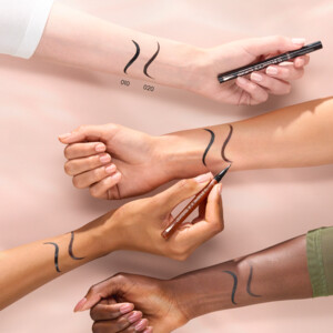 Catrice Superproof Brush Liner Waterproof 020 Cocoa Brown - 4.79 euro