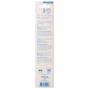 Lactona Tandenborstel M40 Medium - 3.79 euro