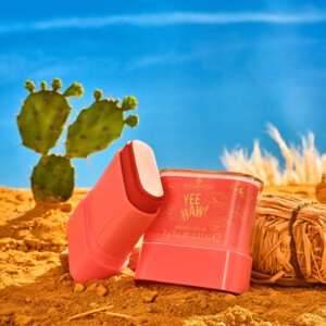 essence YEE HAW! Blush Stick 01 - 4.75 euro