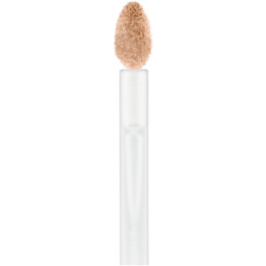 essence Camouflage + Matte Concealer 50 - 2.95 euro