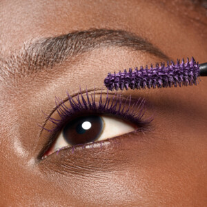 essence Lash Princess False Lash Effect Mascara Purple - 4.49 euro