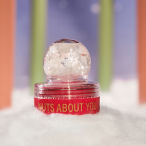 essence Nuts About You Lip Balm 01 - 2.29 euro