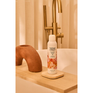 Therme Foaming Shower Gel Peachful Sunset - 9.99 euro