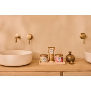 Therme Mindful Blossom Shimmer Body Butter - 14.99 euro