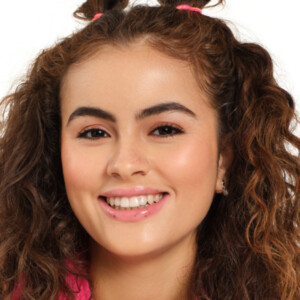 essence Micro Precise Eyebrow Pencil 04 Neutral Brown - 2.29 euro