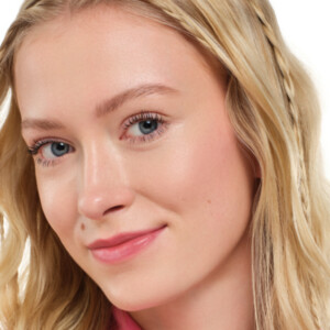 essence Micro Precise Eyebrow Pencil 01 Cool Blonde - 2.39 euro