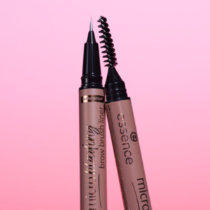 essence Microblading Brow Brush Liner 02 Light Brown - 2.95 euro