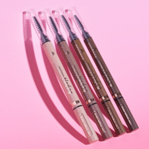essence Microblading Brow Brush Liner 02 Light Brown - 2.95 euro