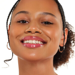 essence Extreme Shine Volume Lipgloss 21 Pretty In Pink - 2.29 euro