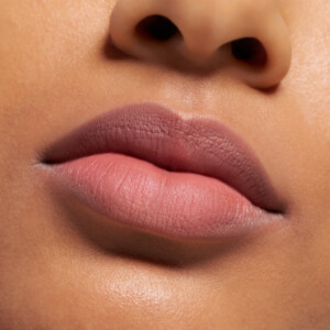 essence Blur Soufflé Matte Lip Cream 02 Spice Filter - 2.95 euro