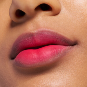 essence Blur Soufflé Matte Lip Cream 04 Main Feed - 3.49 euro