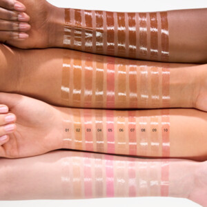 essence Hydra Kiss Lip Oil 10 Sugar Sparkle - 3.49 euro