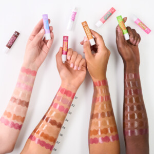 essence Juicy Bomb Glossy Butter Balm 08 Cherrything I Want - 2.79 euro